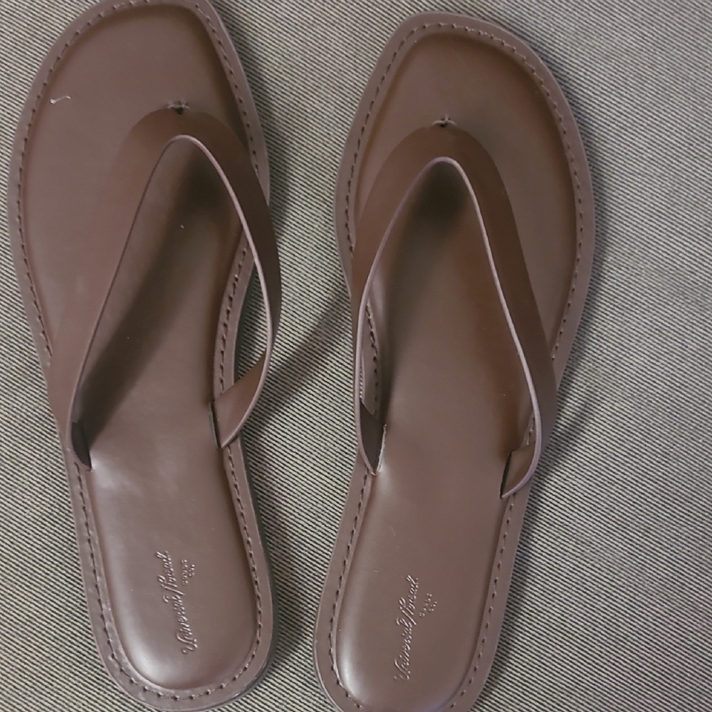 Universal Thread Brown Sandals Minimalist Design